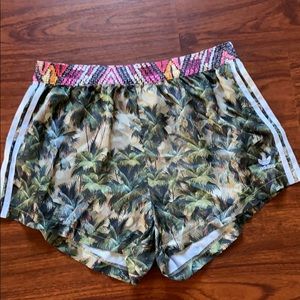 Adidas Women's Shorts 🌺🌺